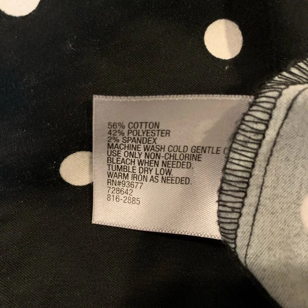 Worthington Black and White Straight Skinny Size 4​​​​​​​​​​​​​​​​​​​​​